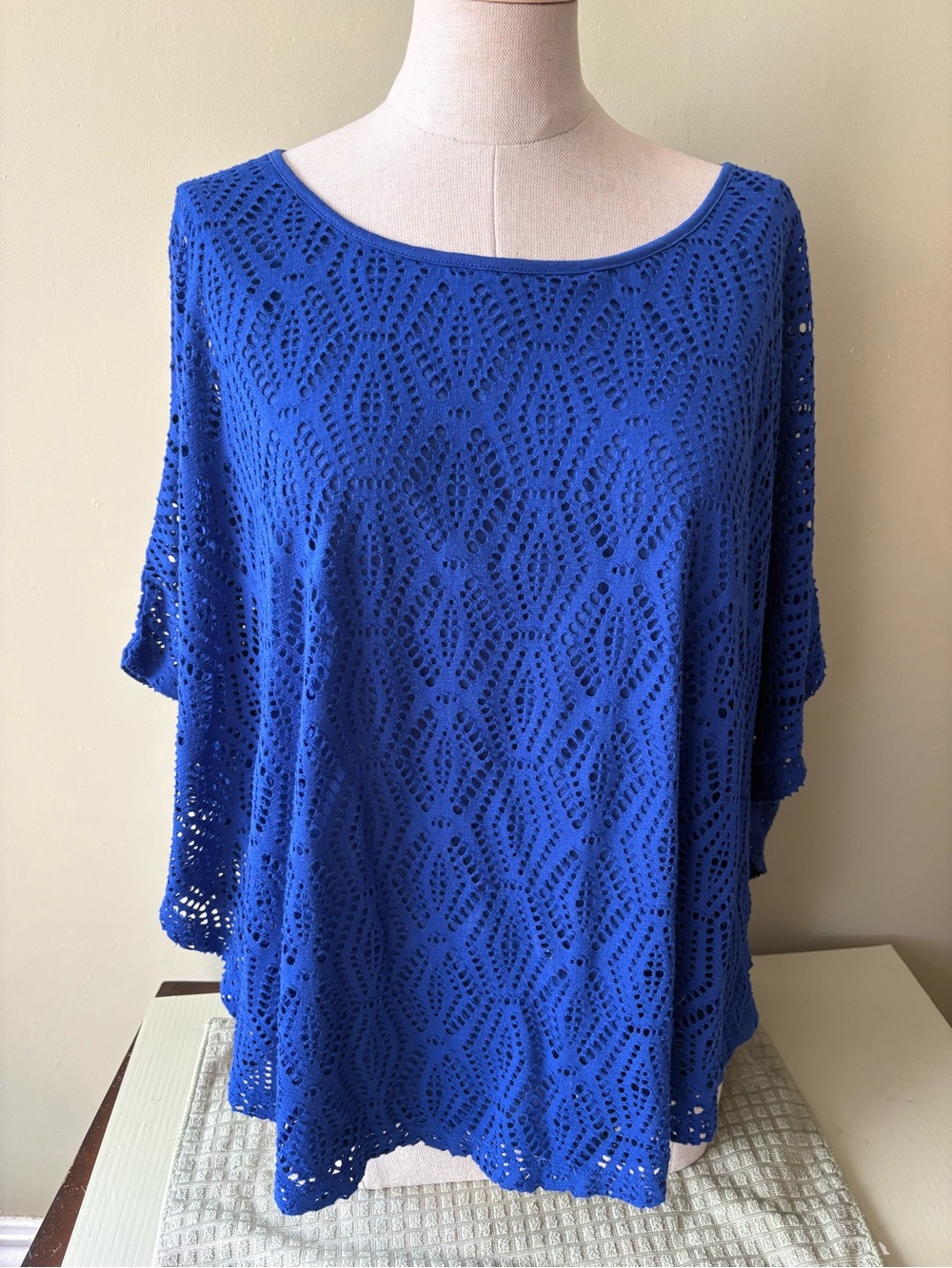 TanJay Royal Blue Crochet Knit Tunic L